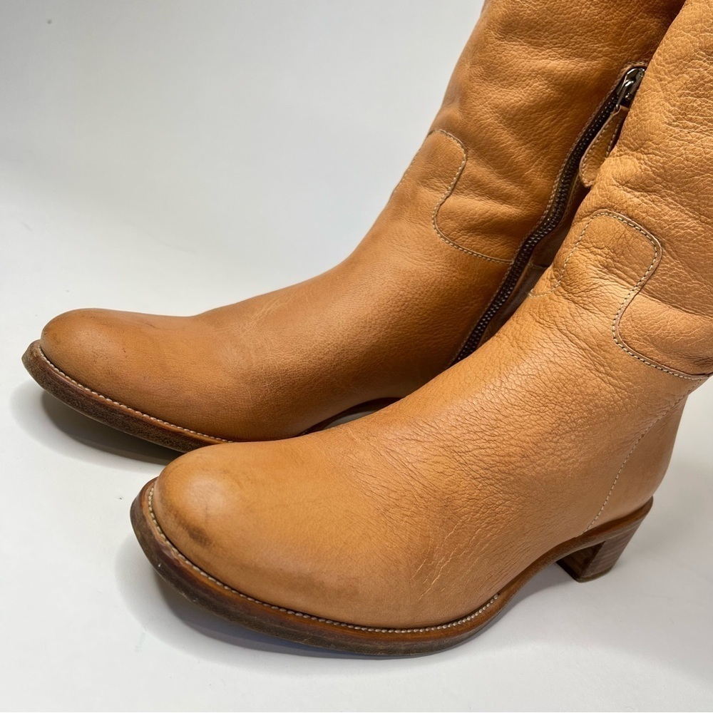 VINTAGE Prada 1990s Tan Camel Italian Leather Side Zip Pullon Classic Flat Boots - Picture 6 of 16